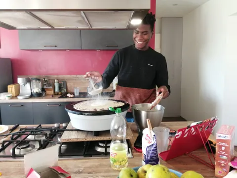 Géony fait des galettes