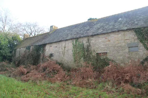 L'intérieur de la longère avant la rénovation